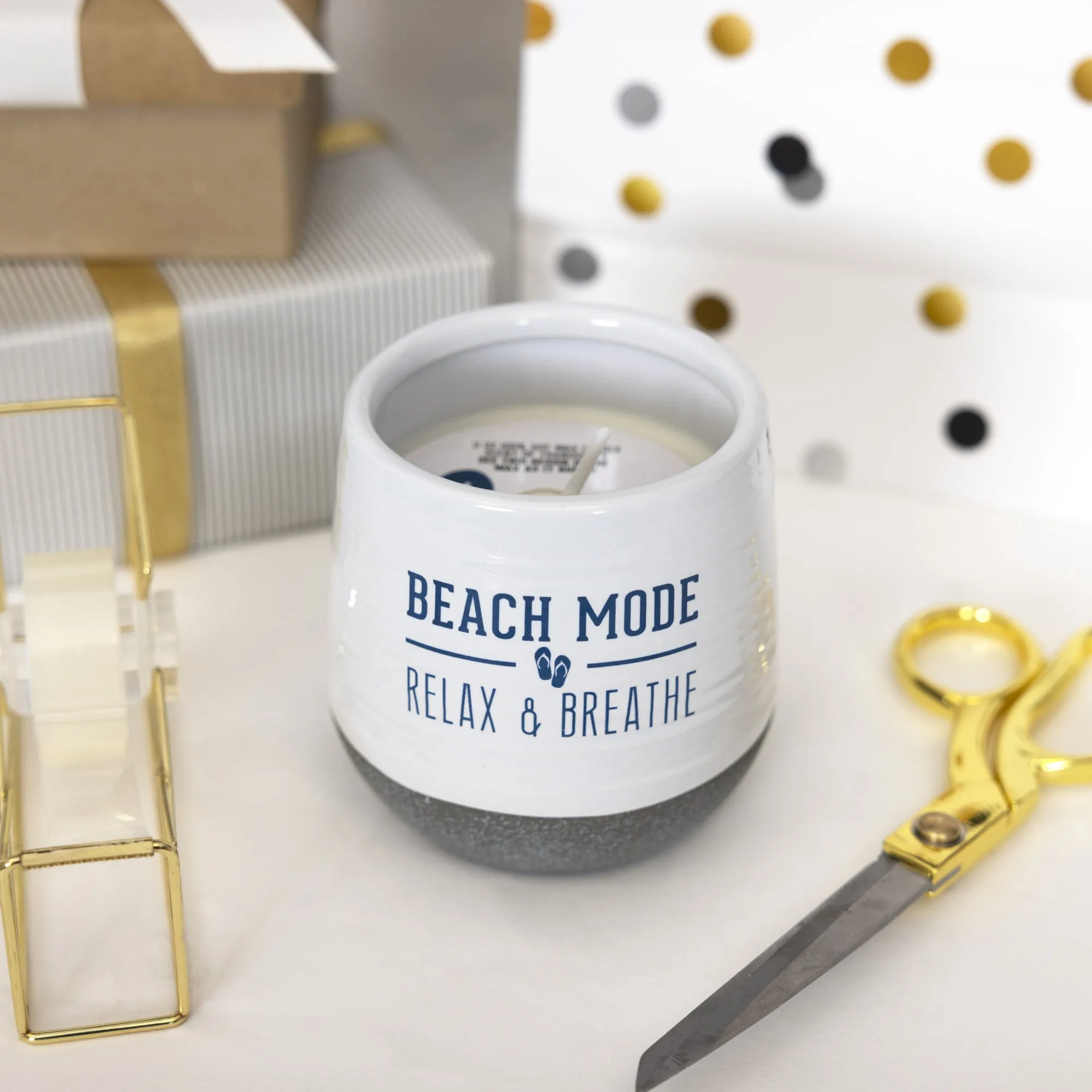 Beach Mode 11 oz - 100% Soy Wax Reveal Candle Scent: Serenity